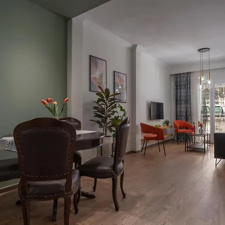 Estia Apartment, Cozy, Spacious, Sunny, 2 Rooms-5 Beds Appartamento Salonicco