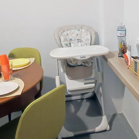 Estia Apartment, Cozy, Spacious, Sunny, 2 Rooms-5 Beds Appartement *