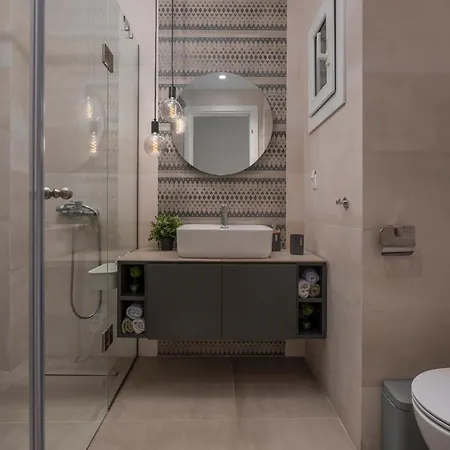 Apartment Estia Apartment, Cozy, Spacious, Sunny, 2 Rooms-5 Beds