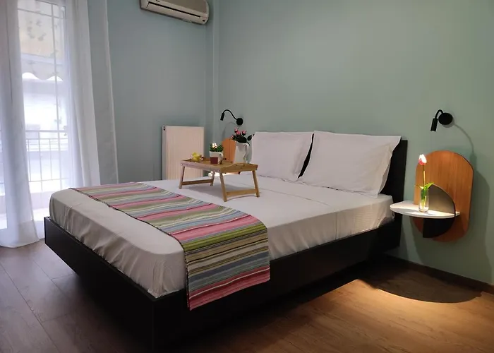 Estia Apartment, Cozy, Spacious, Sunny, 2 Rooms-5 Beds