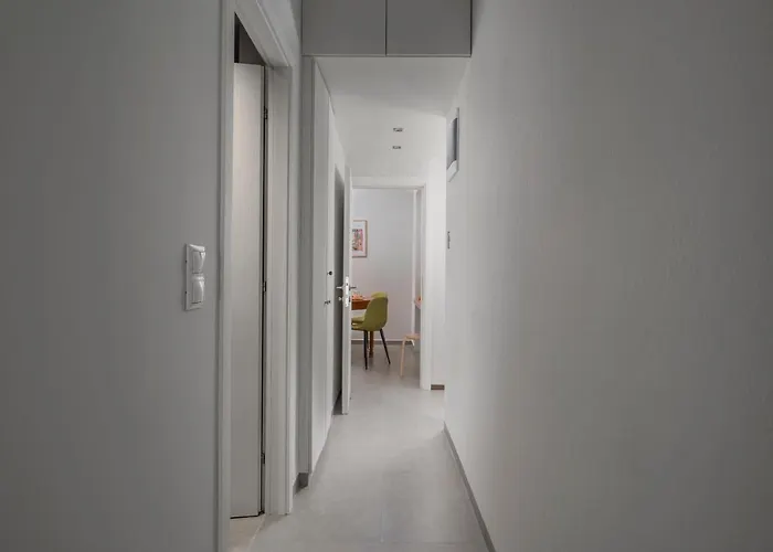 דירה Estia Apartment, Cozy, Spacious, Sunny, 2 Rooms-5 Beds