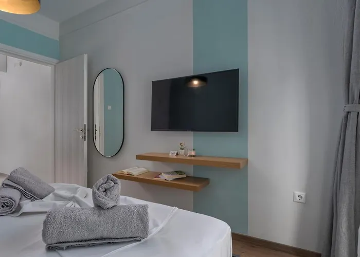 Estia Apartment, Cozy, Spacious, Sunny, 2 Rooms-5 Beds סלוניקי
