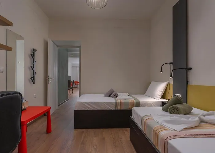 דירה Estia Apartment, Cozy, Spacious, Sunny, 2 Rooms-5 Beds סלוניקי