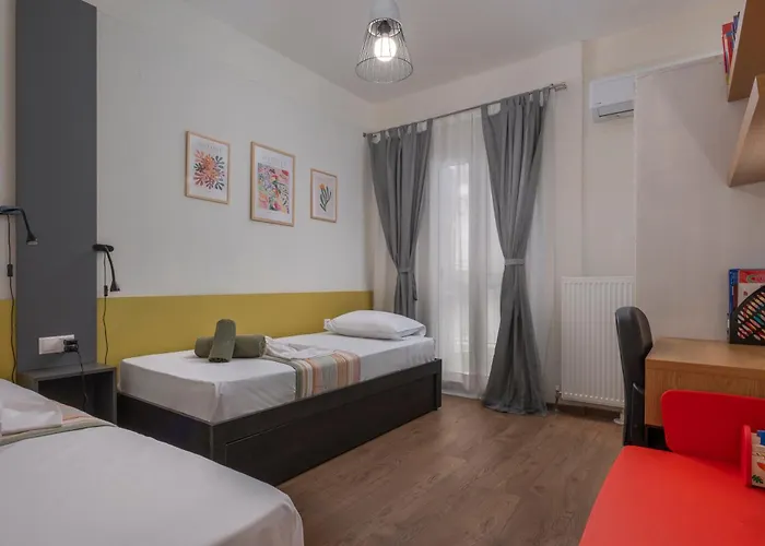 Estia Apartment, Cozy, Spacious, Sunny, 2 Rooms-5 Beds דירה סלוניקי